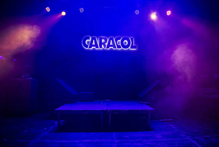 Rabia y cancelaciones tras un concierto nazi en la sala Caracol