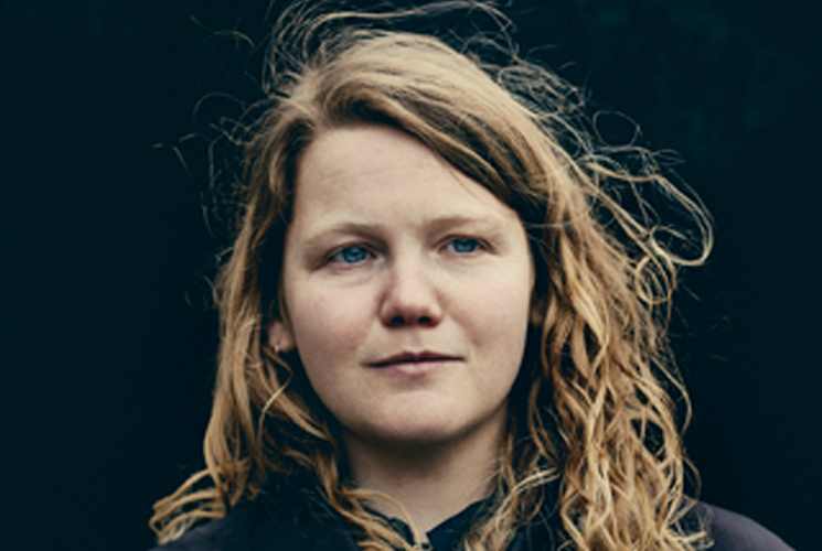 Kate Tempest estrena un nuevo single, "Unholy Elixir"