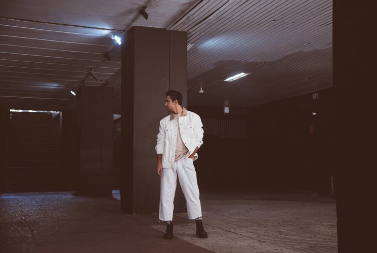 Estrenamos "Amor", el nuevo álbum de Bravo Fisher!