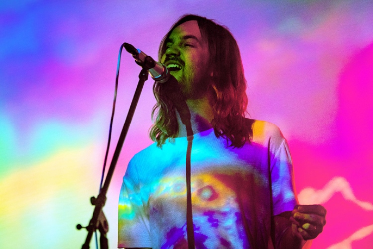 Kevin Parker (Tame Impala) explica la creación de "It Might Be Time"