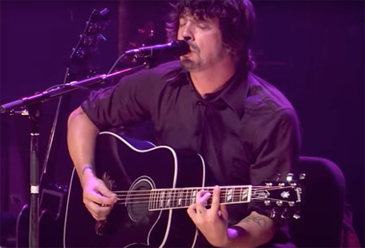 Foo Fighters comparten un directo acústico completo de 2006