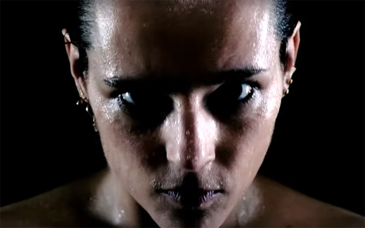 Jehnny Beth (Savages) estrena el videoclip del tema "Heroine"