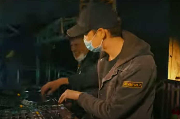 250 coches se reúnen en una rave electrónica en Alemania