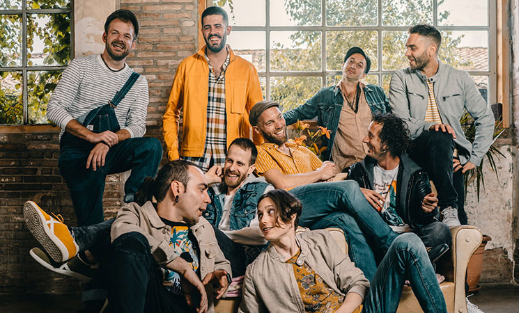 "Como se hacen las flores", adelanto del séptimo disco de La Pegatina