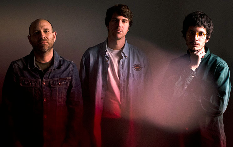 Escucha completo "LAVA", el nuevo disco de Salina