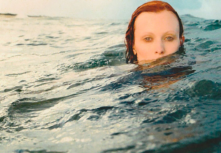 Karen Elson y Mandy Moore responden a las disculpas de Ryan Adams