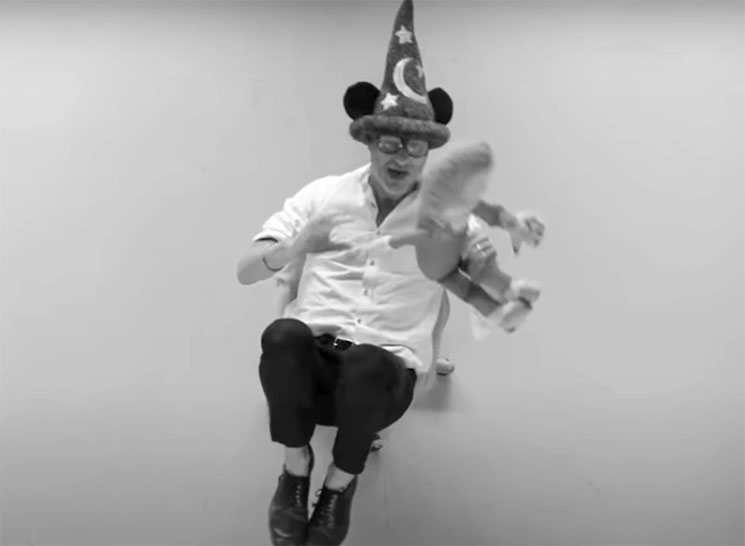 "Distant Axis", el nuevo tema en solitario de Matt Berninger (The National)