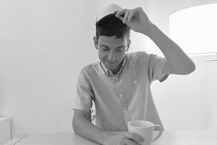 Tórtel colabora con Luna Valle en el cuarto adelanto de su disco