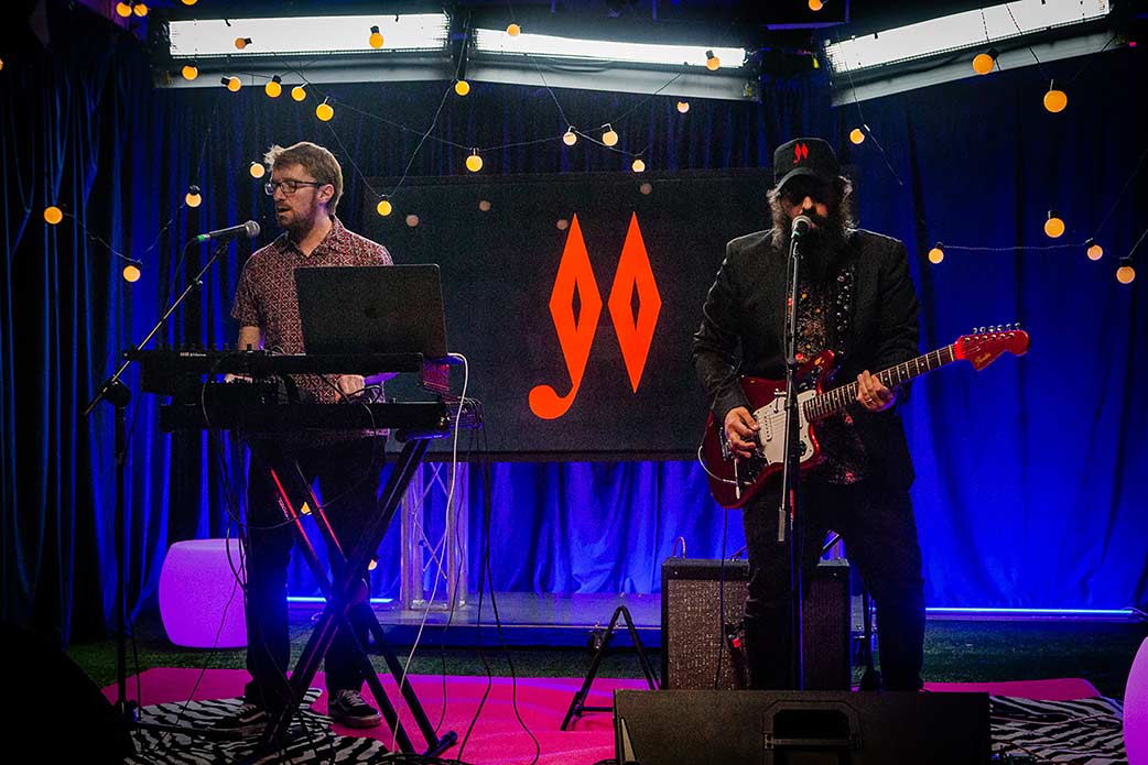 Le Voyeur presentarán en Madrid su álbum "Popnografía"