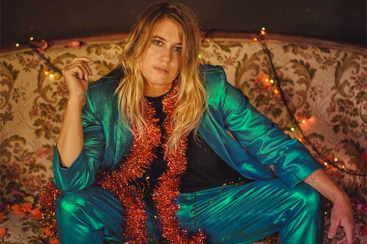 Estrenamos el vídeo de "Last Christmas" de Rocío Saíz