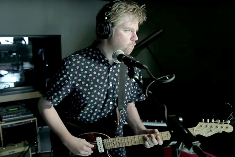 Bon Iver co-escribe, graba y co-produce el nuevo disco de Aero Flynn