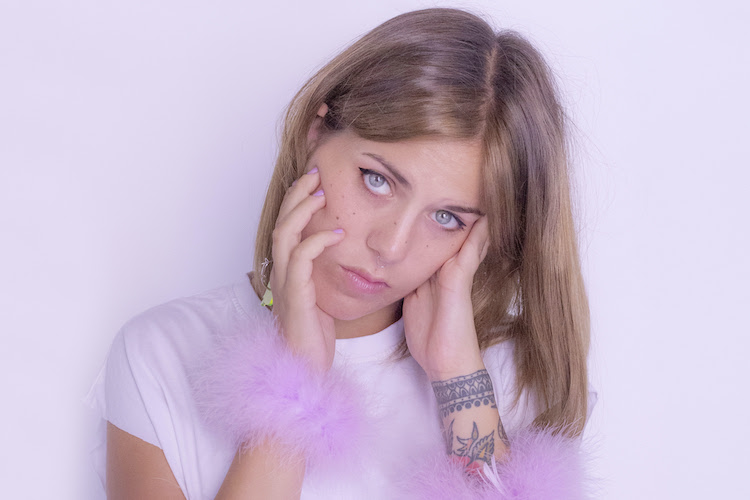 La cantante Laborde publica una versión de "Nunca Estoy" de C. Tangana