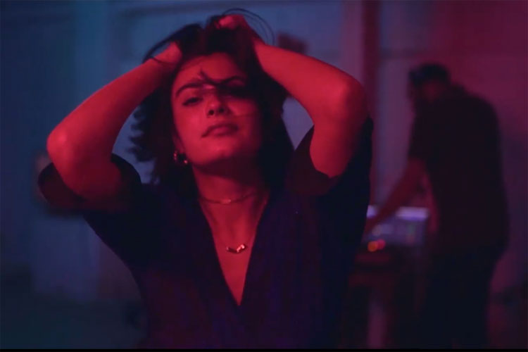 Axel Vindenes (Kakkmaddafakka) presenta el videoclip de "Something"