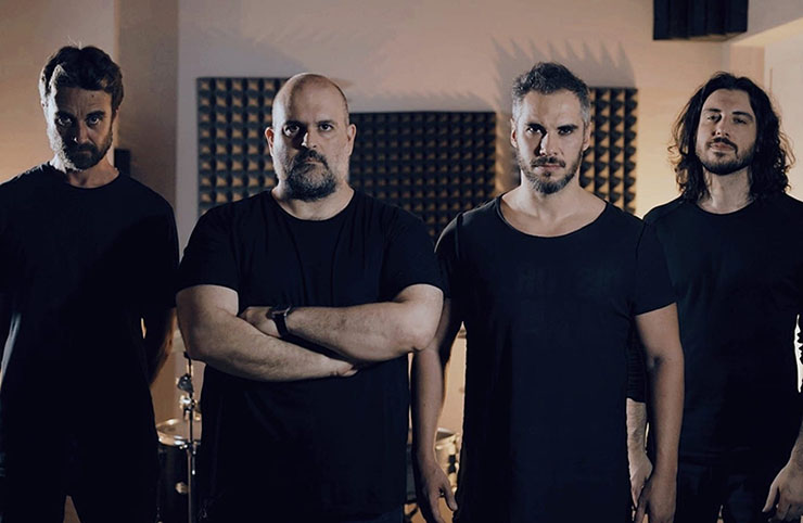 The Tragic Company cierran año con "Breaking Down The Mirror"