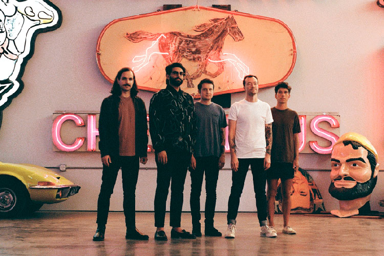 Touché Amoré y PUP en una nueva versión de "Where Is My Mind?" de Pixies