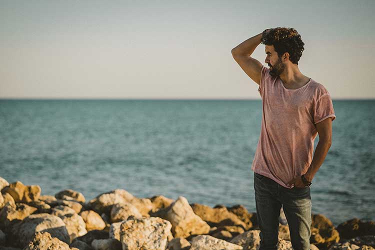 Arco colabora con Balkan Paradise Orchestra en "Asuntos serios"