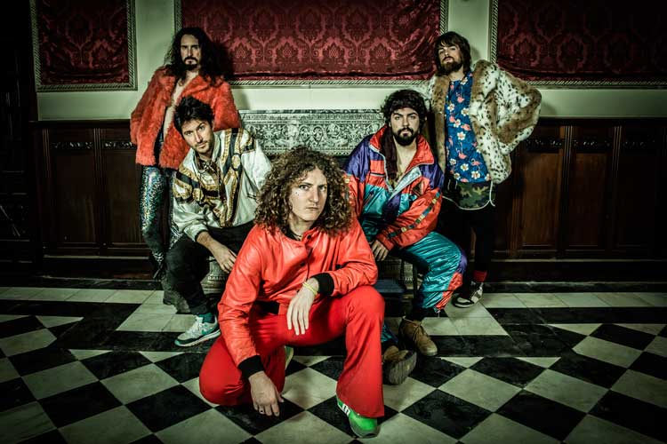 Derby Motoreta's Burrito Kachimba lanzan un nuevo tema: “Gitana”