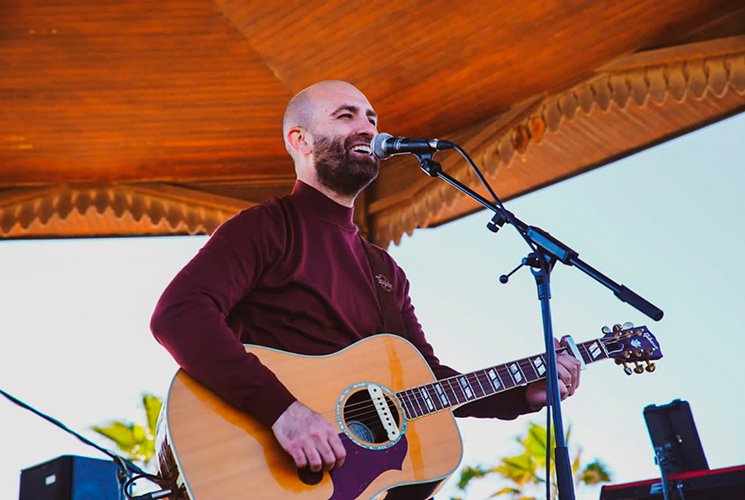 Estrenamos el nuevo video de Ed Bloom, "Begin again"