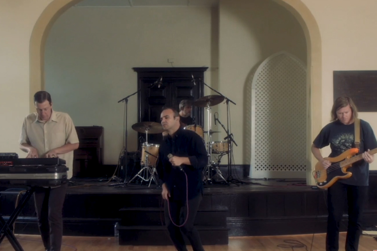 Future Islands se suman también a los conciertos caseros de Tiny Desk