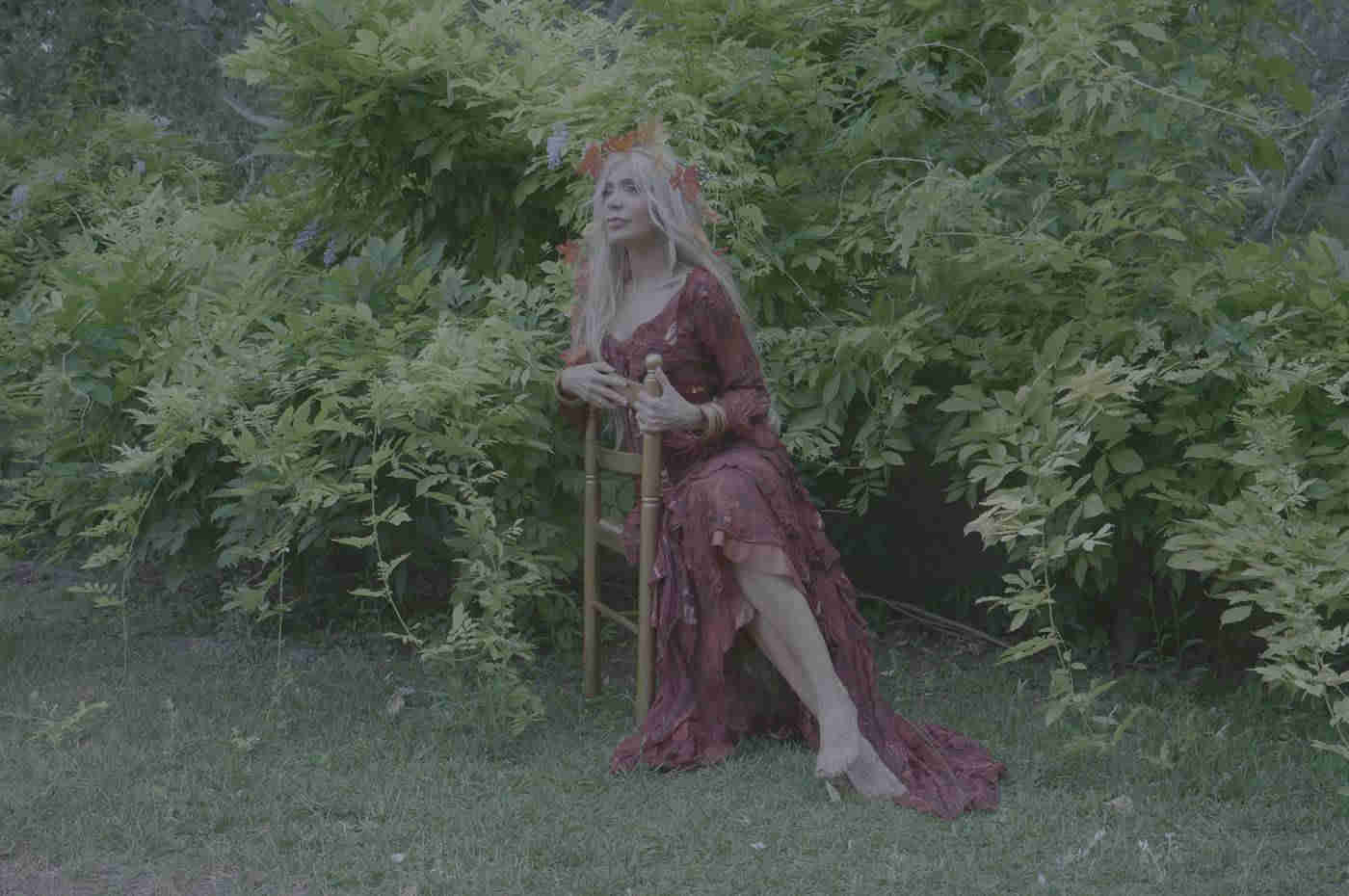 Laura La De Los Laureles