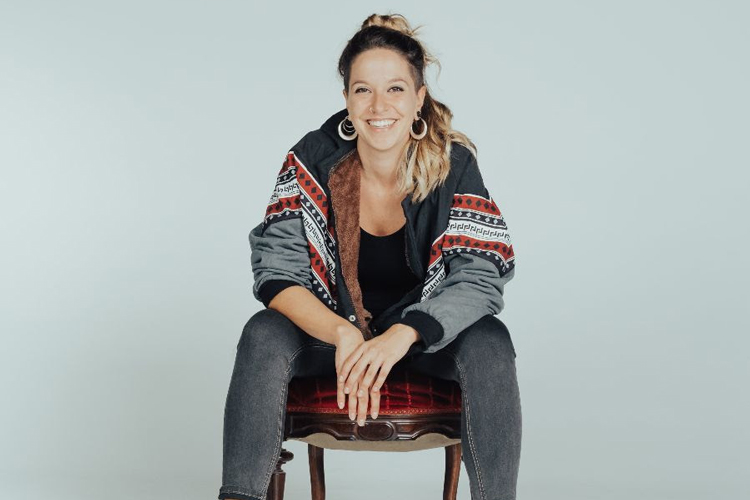 Mabel Flores lanza "Mujer Incendio", segundo adelanto de su nuevo álbum