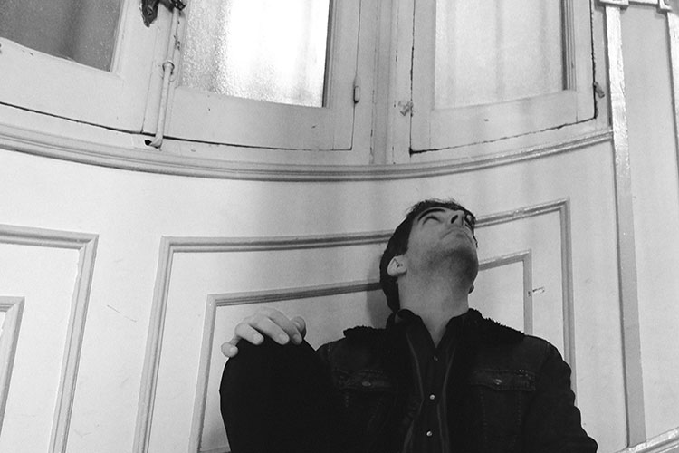 "El Baúl del Monje", el single de Cosmen dedicado a una tienda de Madrid