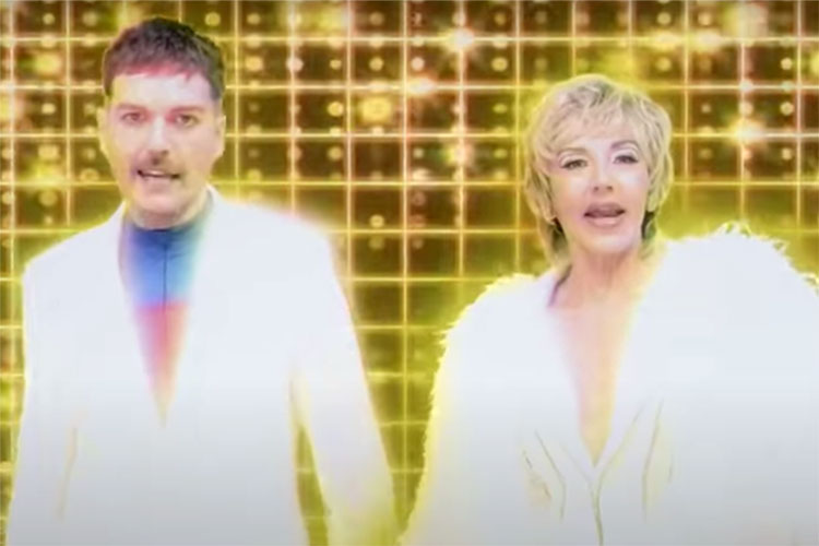 Miss Caffeina lanza "Punto muerto" con la colaboración de Ana Torroja