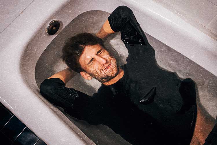 Mon Dvy regresa a "1956" en su nueva canción