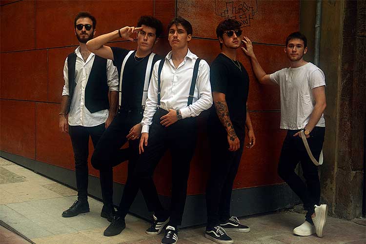 Estrenamos el vídeoclip de "Fiesta de los ochenta", lo nuevo de Staytons