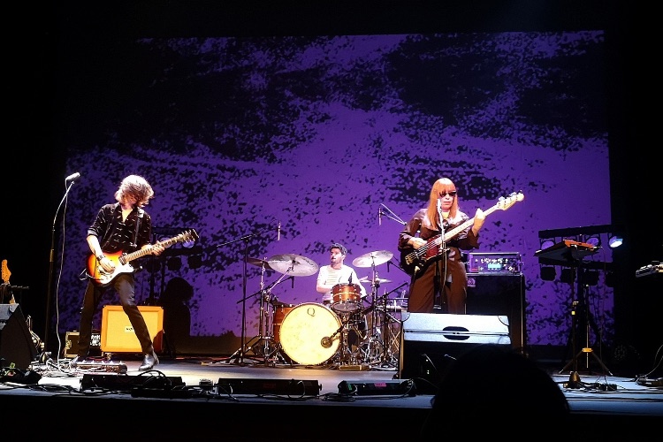 Cuando despertó Capsula estaba ahí