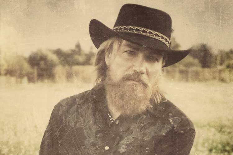 Joel Reyes presenta single “Así suena (al romperse un corazón)”