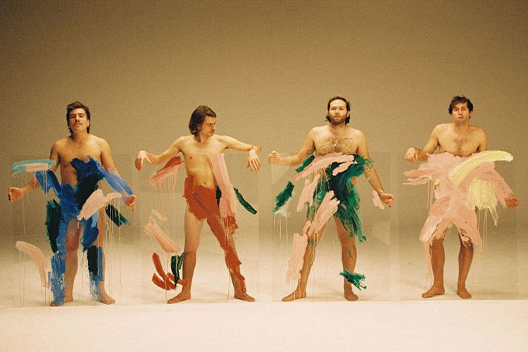 "La belleza que nos salvará" une a Conttra con Julián Saldarriaga (Love Of Lesbian)