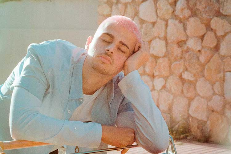 daniel sabater da todos los detalles de "Tenemos que quedar", su primer EP