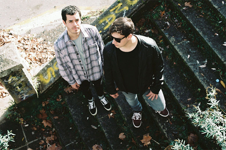 Dekot se estrenan con "Döner Kebab Pizza Italia", su primer álbum