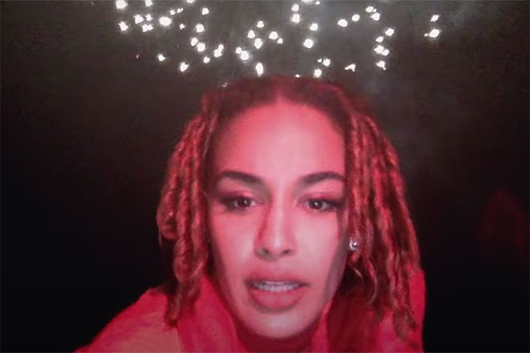 Jorja Smith lanza el videoclip de su nueva canción 'Addicted'