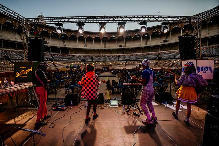 Monumental Club anuncia su cartel con Manel, Pau Vallvé, Mishima y más