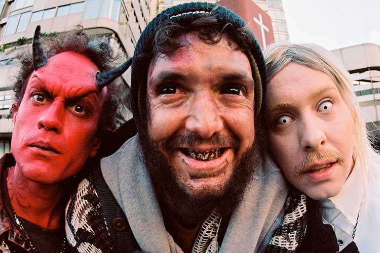 "Maldito", la inesperada colaboración entre The Parrots y C. Tangana