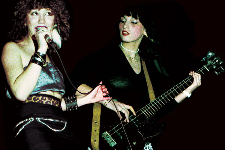 Entrevista con Paco Manjón y Leo Cebrián con motivo del documental "Ellas son eléctricas"