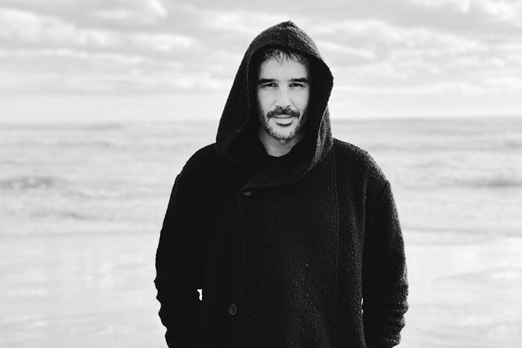 “Este es un disco reflexivo que ayuda a hacerse preguntas”