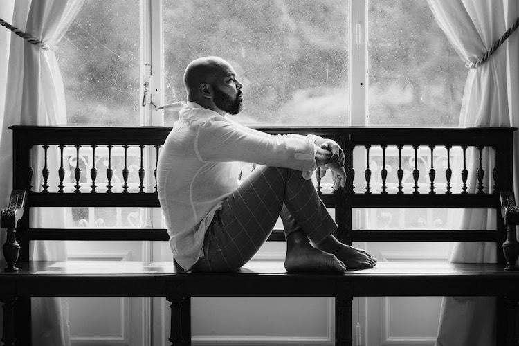 Myles Sanko presenta "Blackbird Sing", último adelanto de su nuevo disco