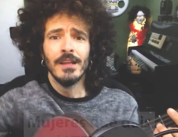 "La Teta Power" de Nestior se hace viral