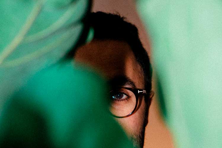 "El poder ignífugo" es el nuevo videoclip de Karen Koltrane