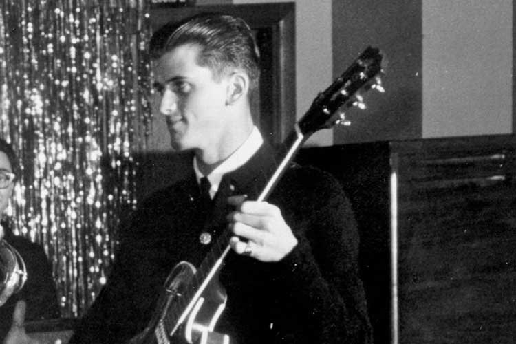 Fallece Mike Mitchell, guitarrista de los míticos The Kingsmen