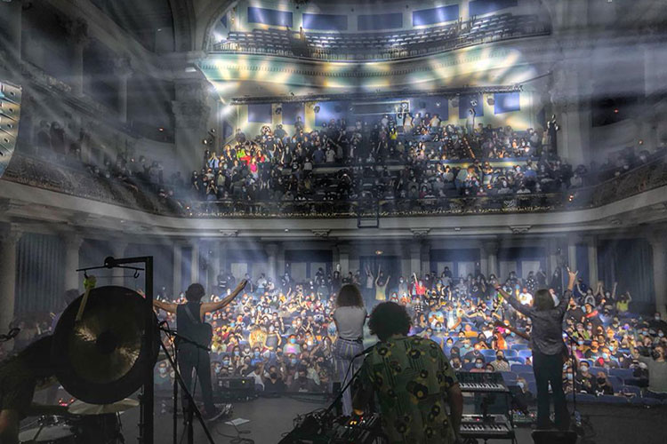 Mantras entre el ruido y el suelo