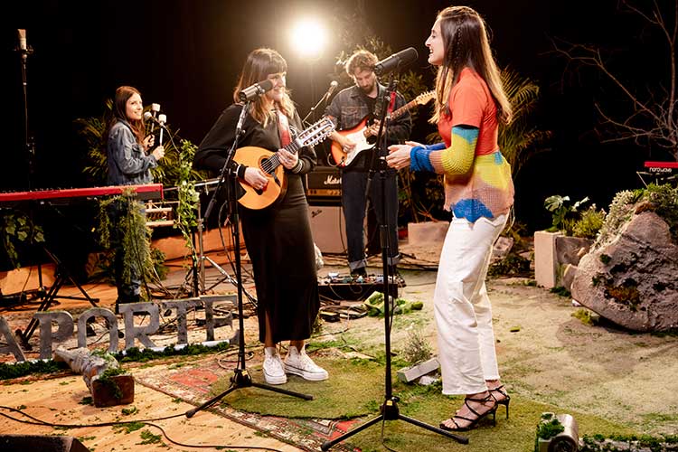 Delaporte y Rozalén se unen en "No dirás" del proyecto Titanas