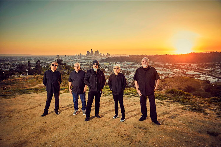 "Native Sons", el nuevo disco de Los Lobos, verá la luz en julio