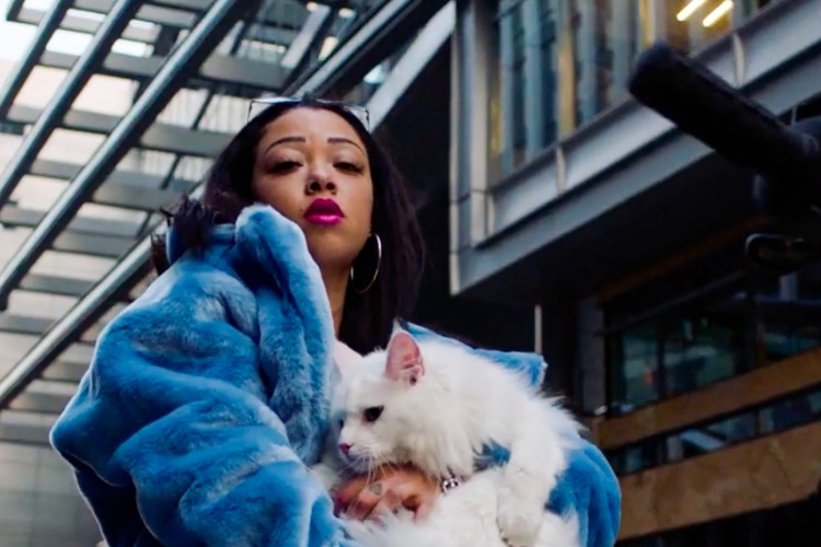 La rapera barcelonesa DaChoyce disparada hacia arriba con "Mala"