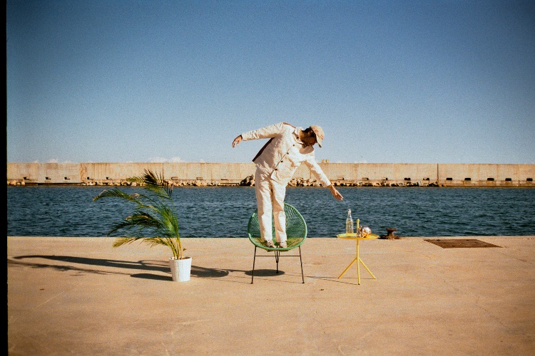 Yes I M y Mirlo se unen en su versión aflamencada de "Under the Bridge"