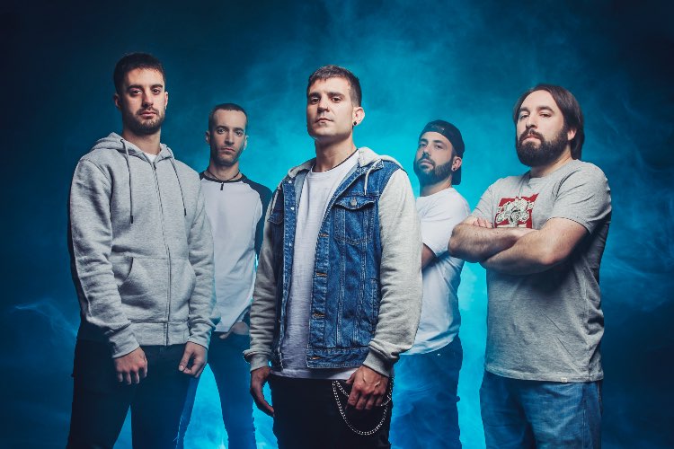 "Entre mis manos", nuevo single de los navarros Mosh