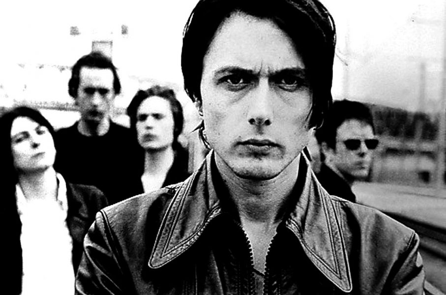 25 años de 'Coming Up', la primera reválida de Suede (2021)